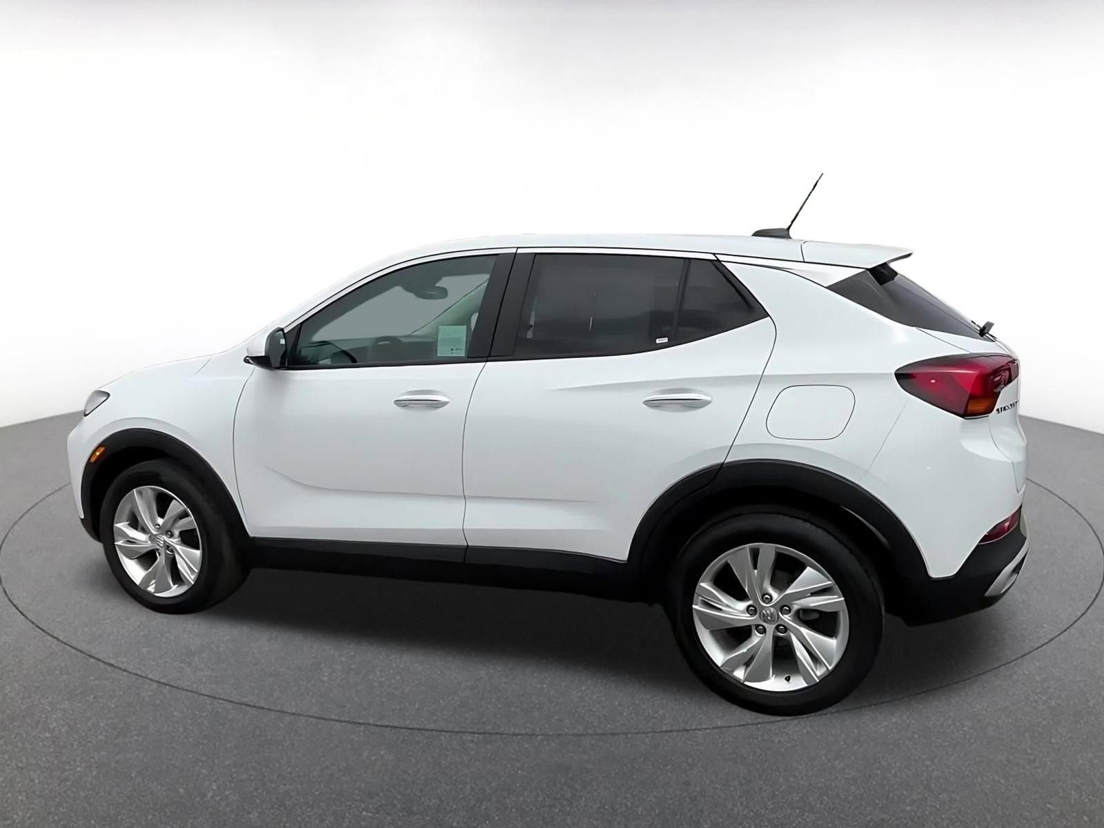 Used 2025 Buick Encore GX Preferred FWD image 10