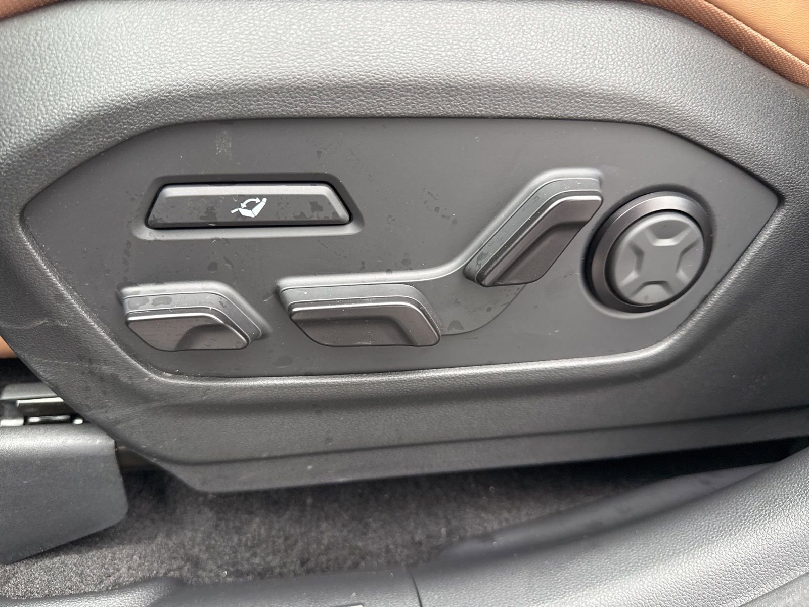 Used 2026 Hyundai Santa Fe Calligraphy image 24