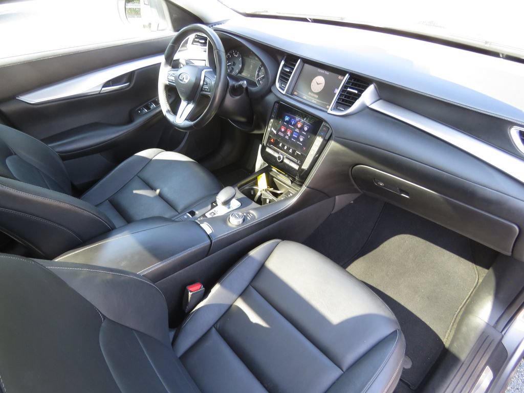 Used 2019 INFINITI QX50 Luxe AWD/4WD image 14