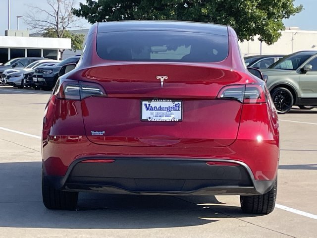 Used 2025 Tesla Model Y Long Range RWD image 5