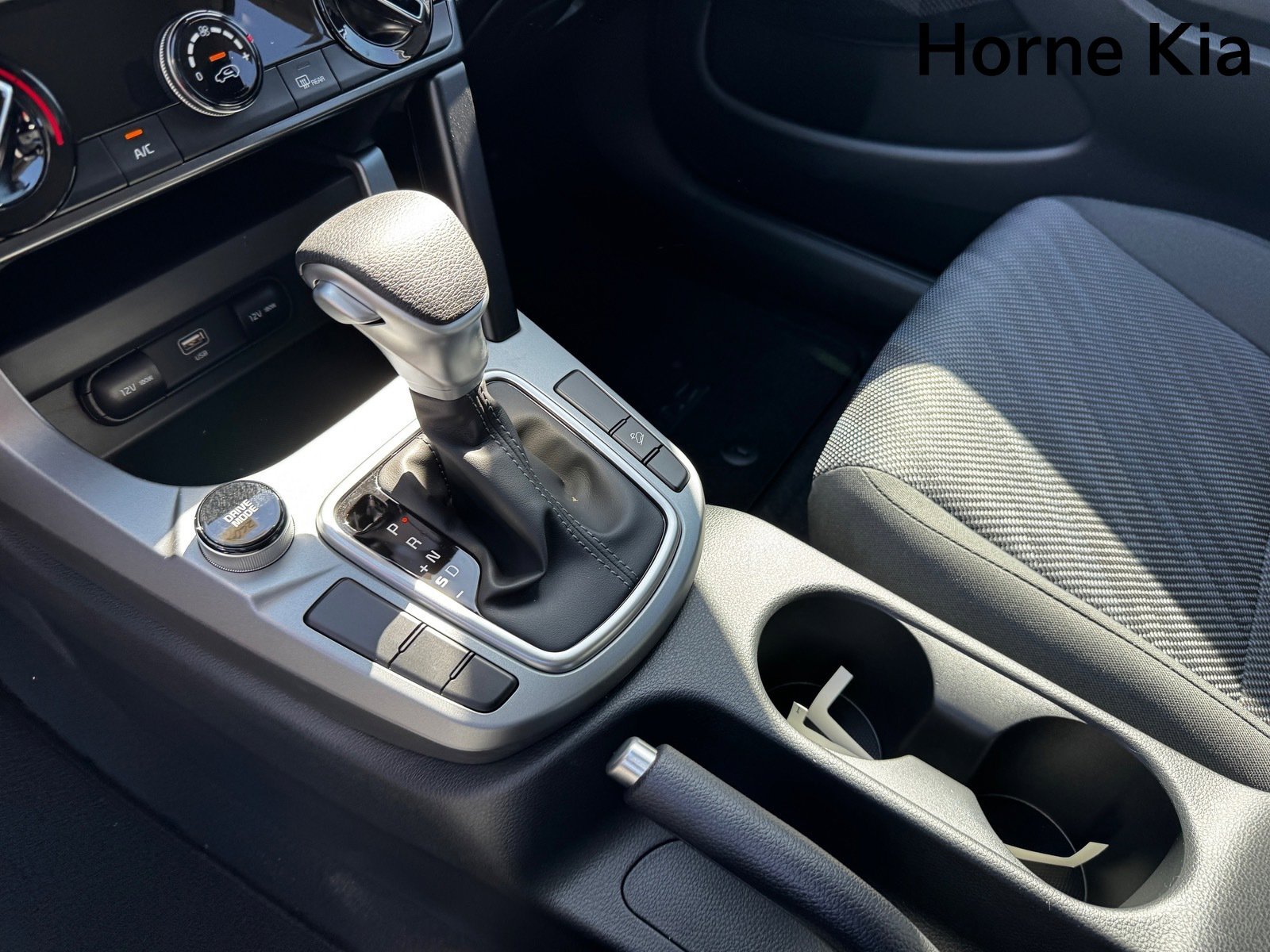 New 2026 Kia Seltos LX image 17