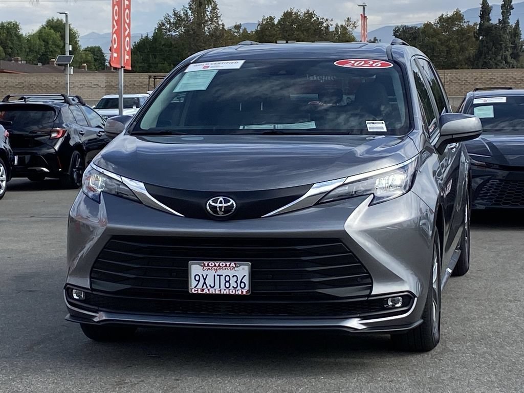 Certified 2026 Toyota Sienna XLE FWD image 47