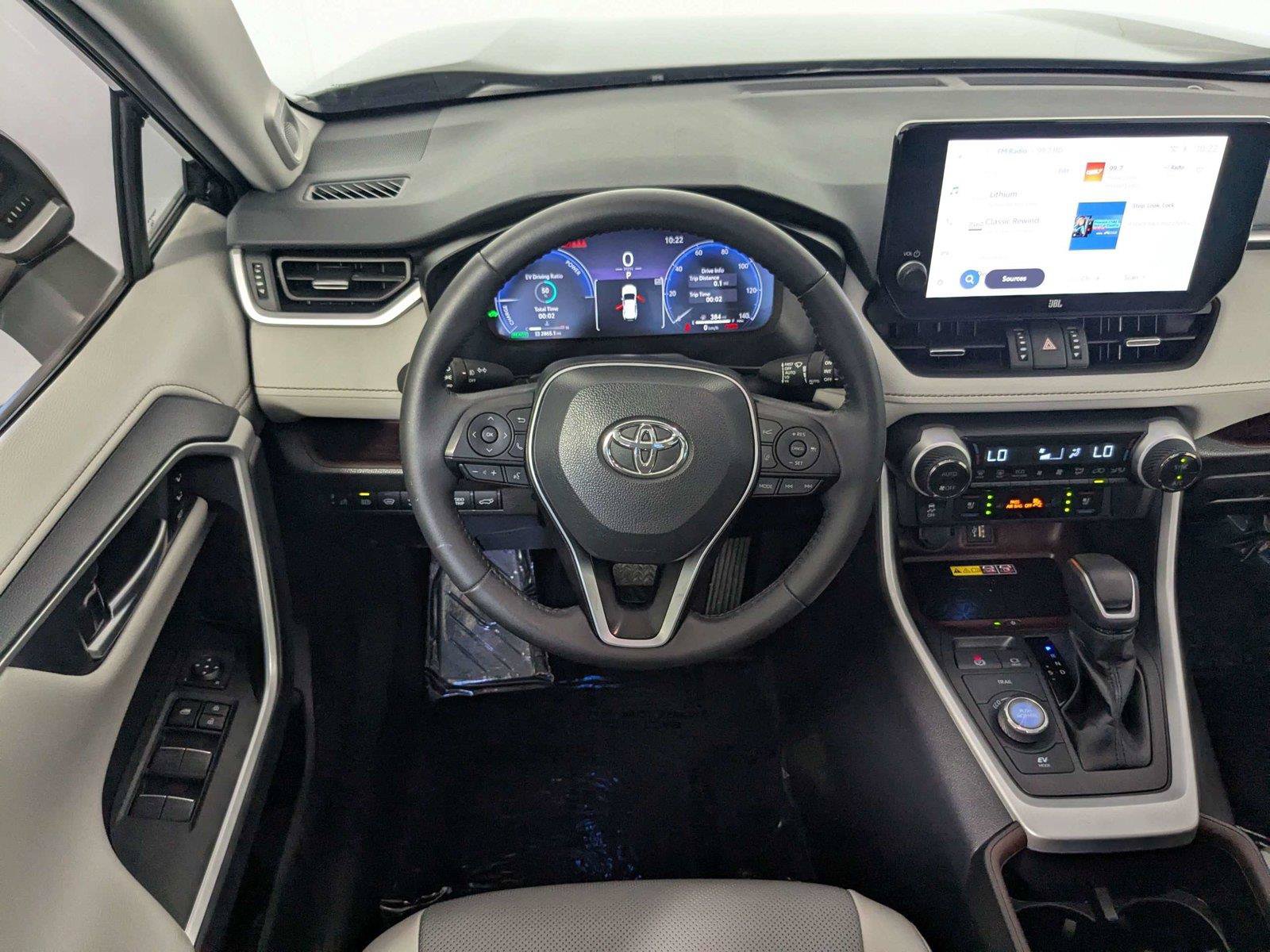 Certified 2025 Toyota RAV4 Limited AWD/4WD image 40