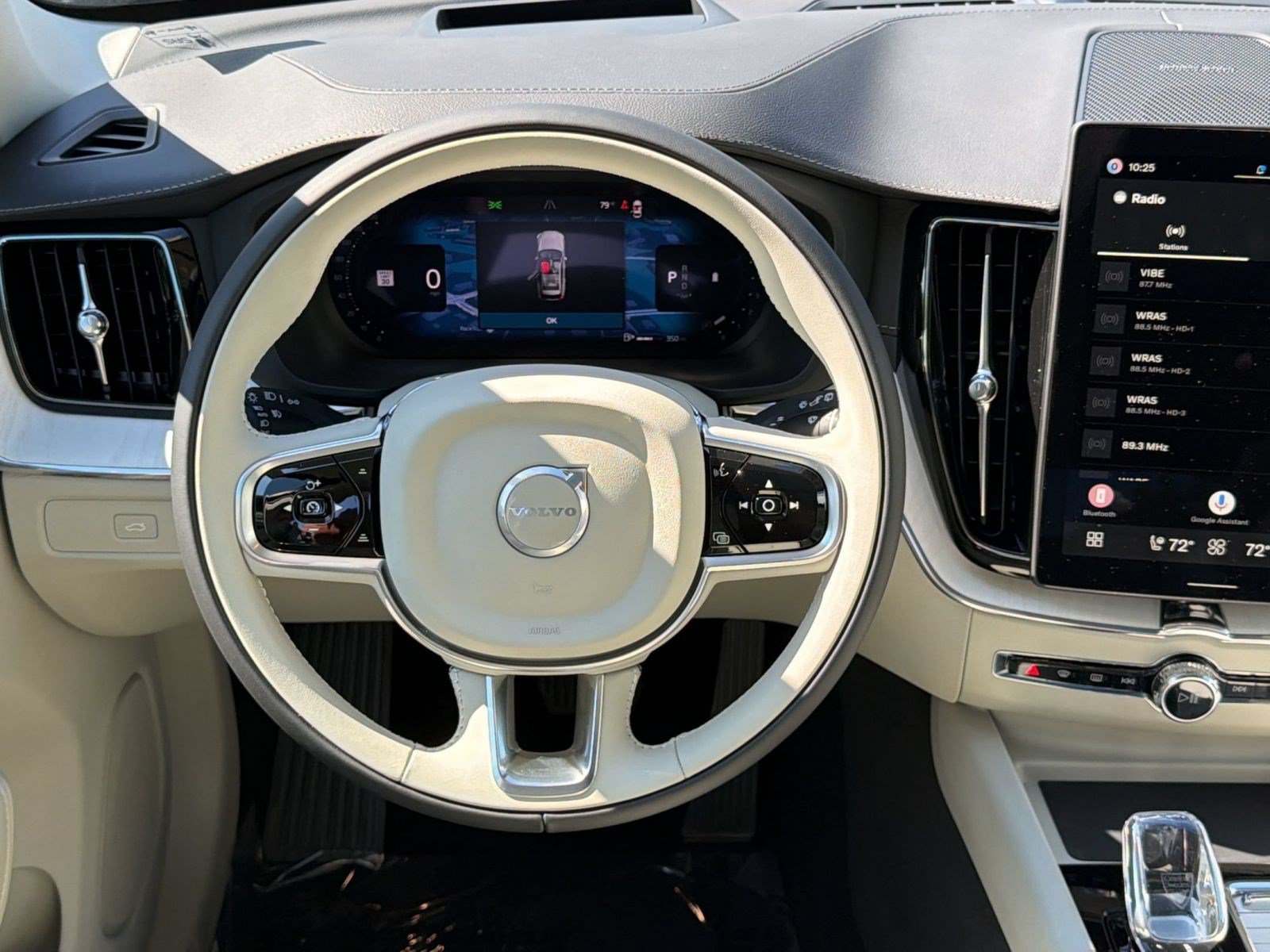 New 2027 Volvo XC60 B5 Ultra AWD/4WD image 11
