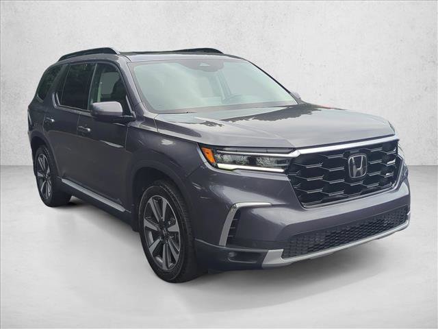Used 2023 Honda Pilot Touring video 3