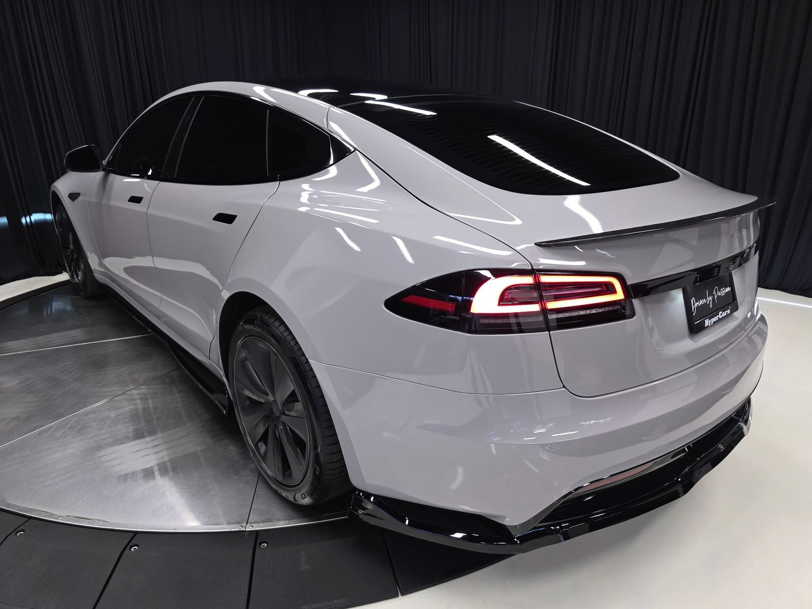Used 2023 Tesla Model S Standard Range AWD/4WD image 6
