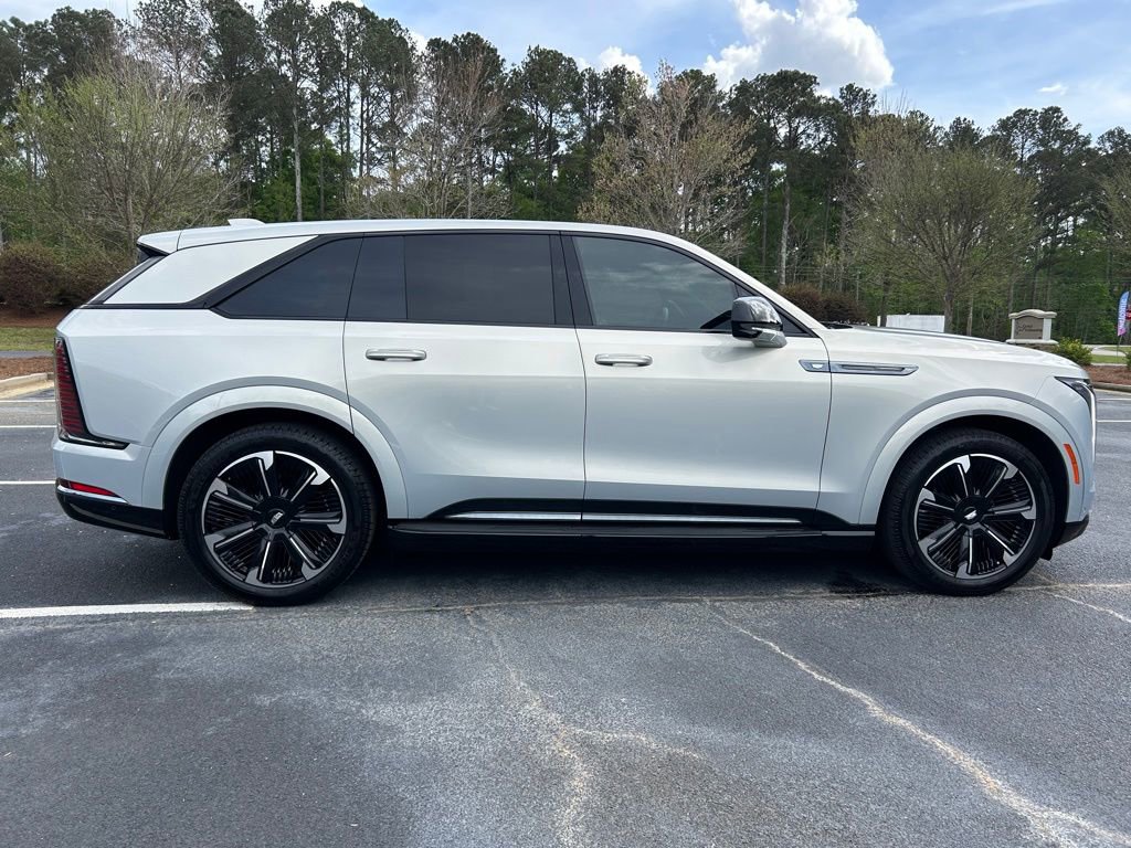 Used 2025 Cadillac Escalade IQ Sport 1 w/ Smart Trailering package image 23