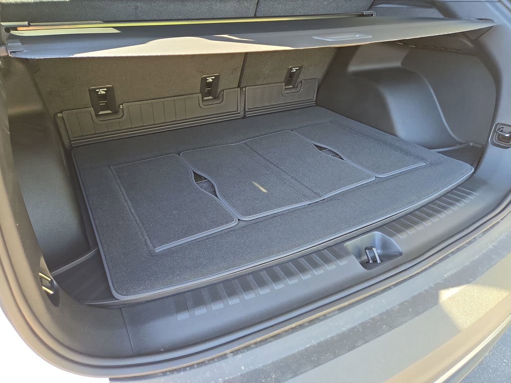 New 2026 Chevrolet Blazer EV LT image 25