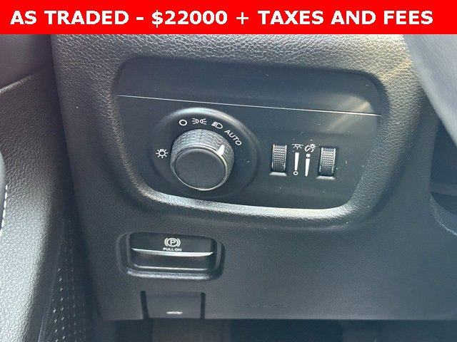Used 2023 Jeep Grand Cherokee L Laredo image 21