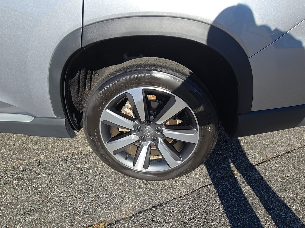 Used 2025 Honda Pilot Touring image 9