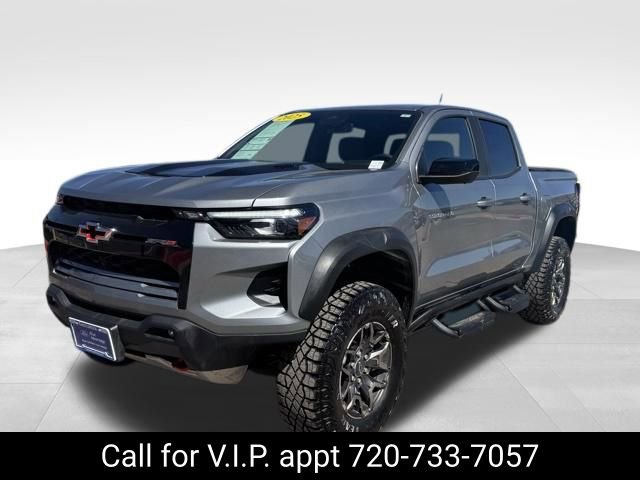 Used 2025 Chevrolet Colorado ZR2 w/ Technology Package image 1