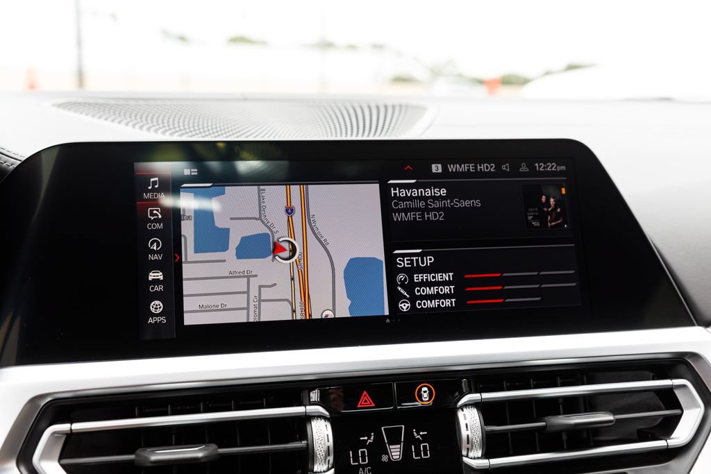 Used 2021 BMW M4 Competition w/ Executive Package RWD image 22