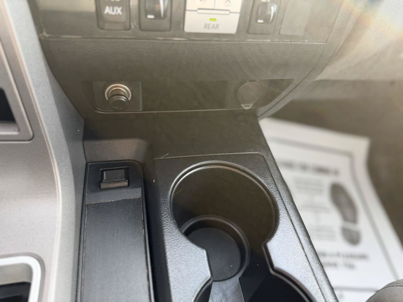 Used 2015 Toyota Sequoia Limited RWD image 31