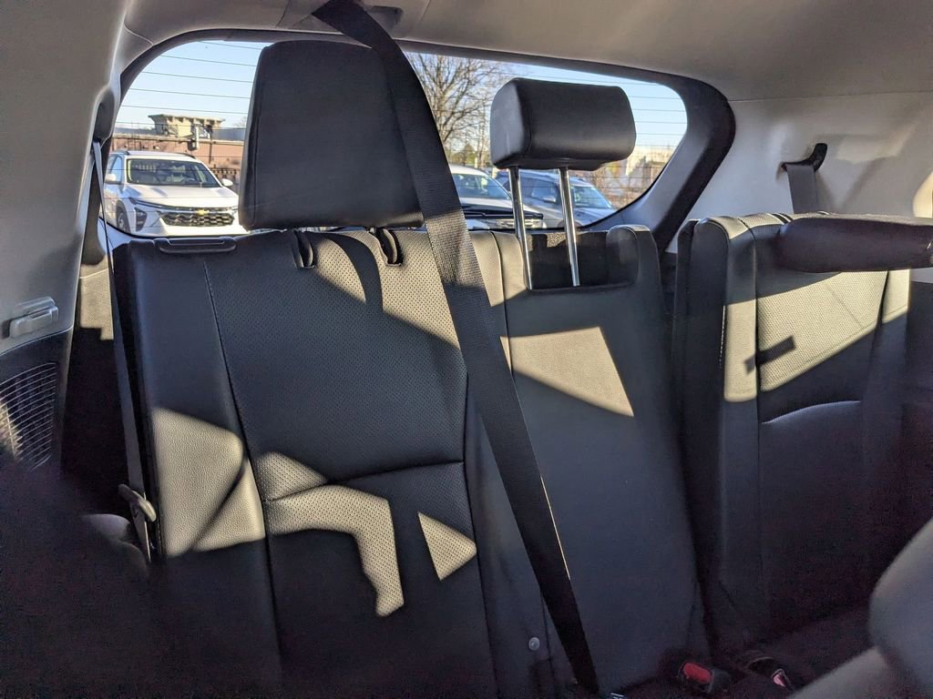 Used 2025 Toyota Grand Highlander XLE image 31