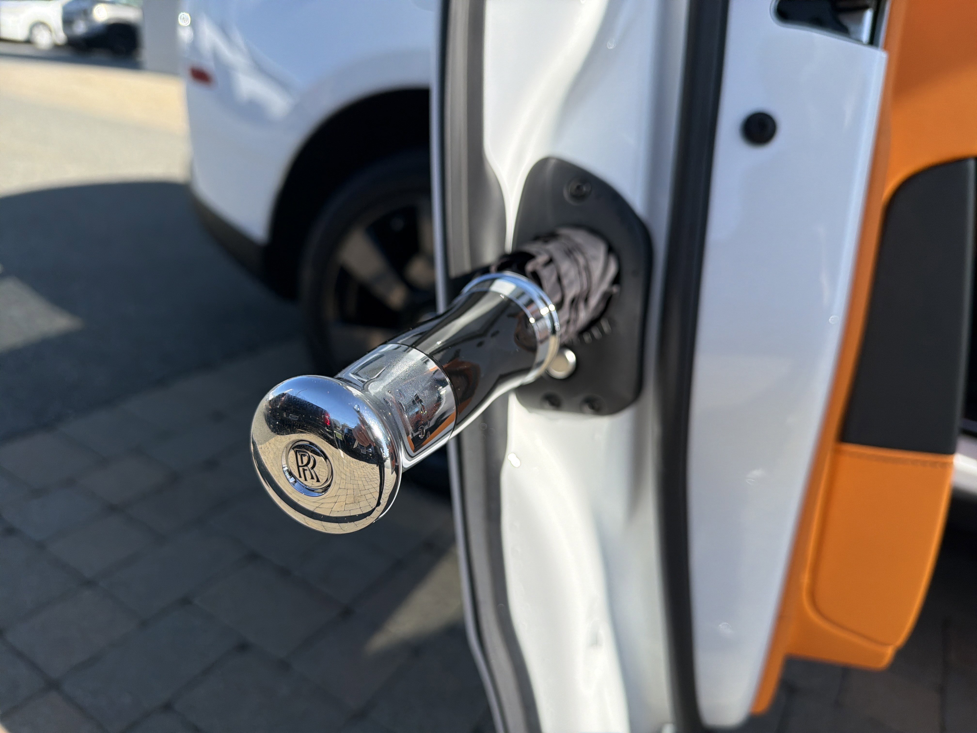 Used 2024 Rolls-Royce Cullinan w/ Dark Exterior Package image 51