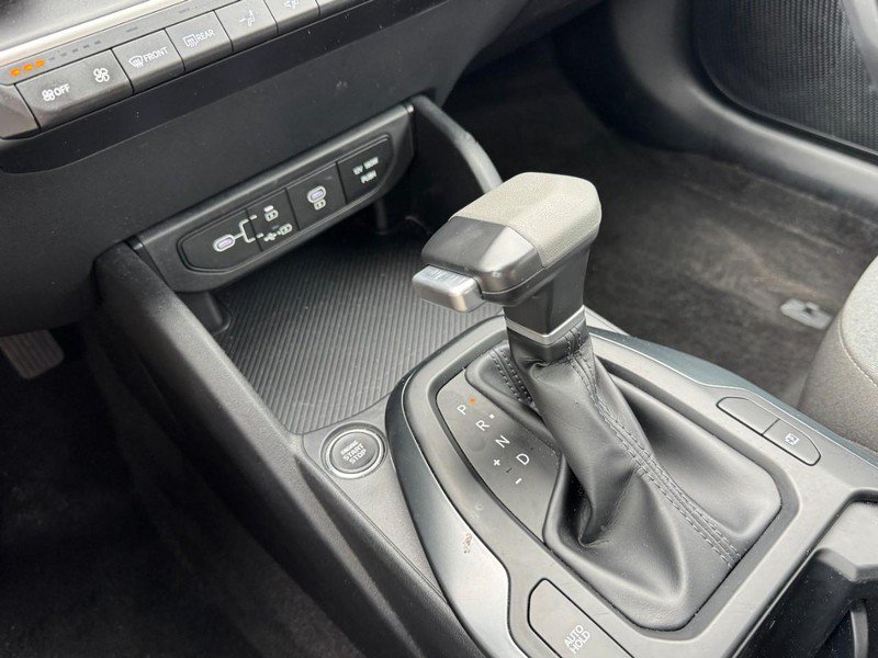 Used 2025 Kia K4 FWD image 19