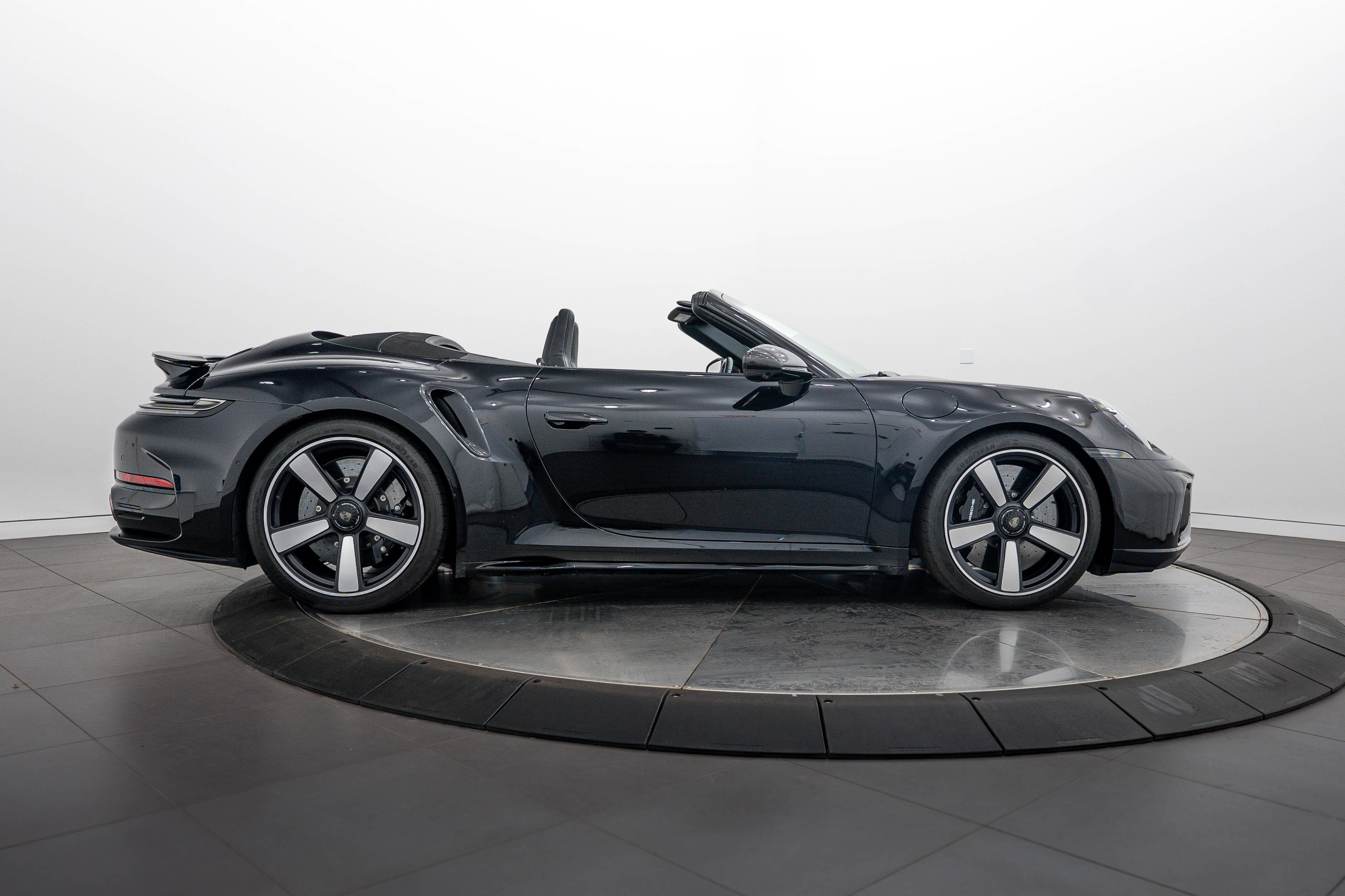 Certified 2026 Porsche 911 Turbo S AWD/4WD image 8