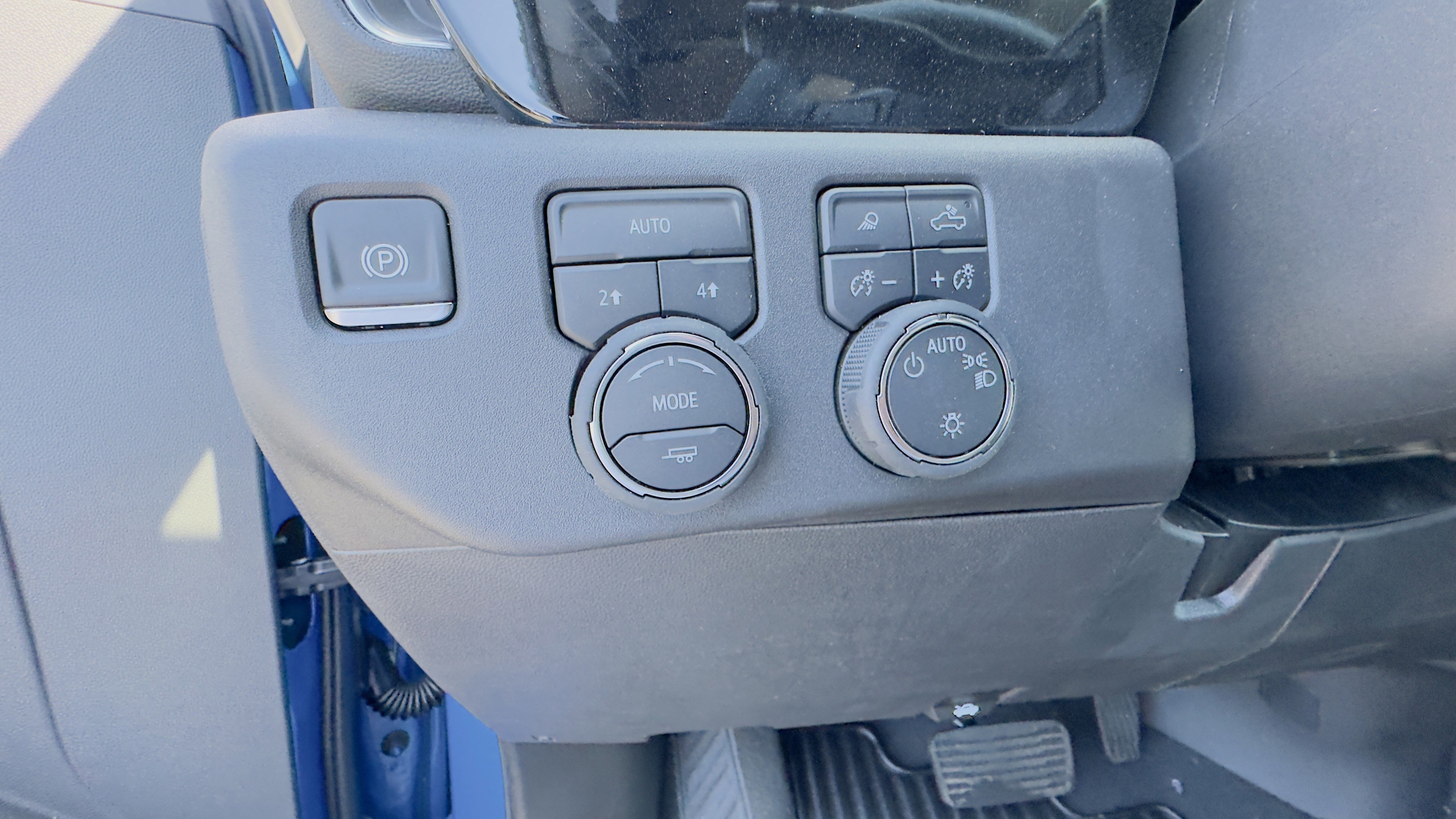 New 2025 Chevrolet Silverado 1500 LT w/ Safety Package image 16