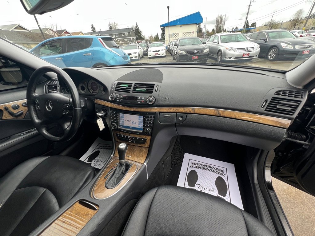 Used 2008 Mercedes-Benz E 350 Sedan image 18