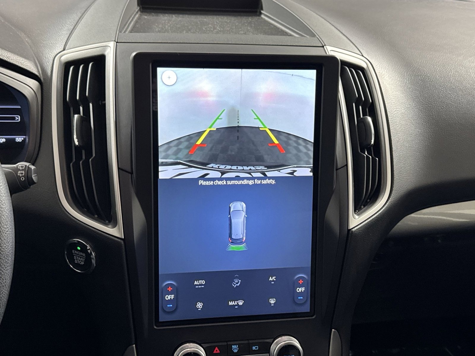 Used 2022 Ford Edge SE w/ Black Appearance Package image 19