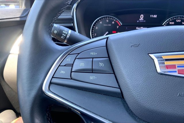 Used 2024 Cadillac XT5 Luxury w/ LPO, Floor Liner Package AWD/4WD image 18