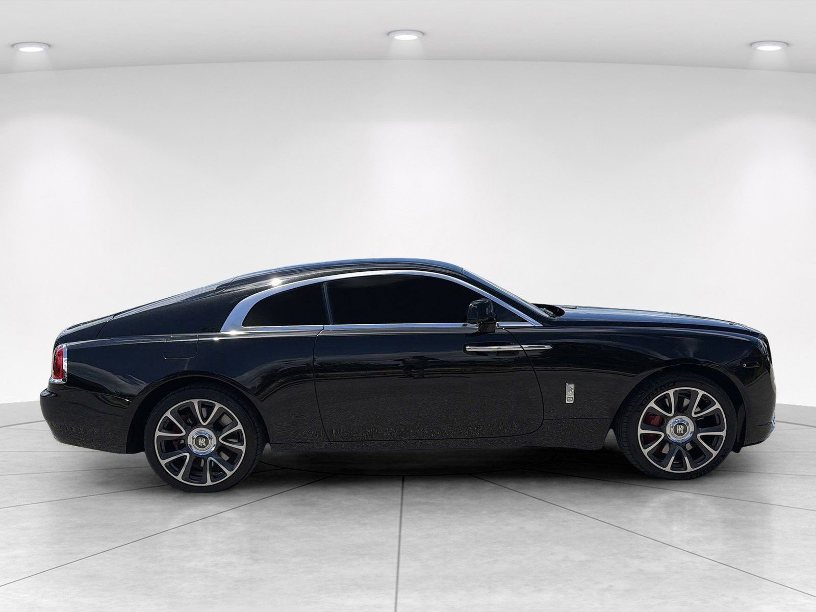 Used 2020 Rolls-Royce Wraith image 3