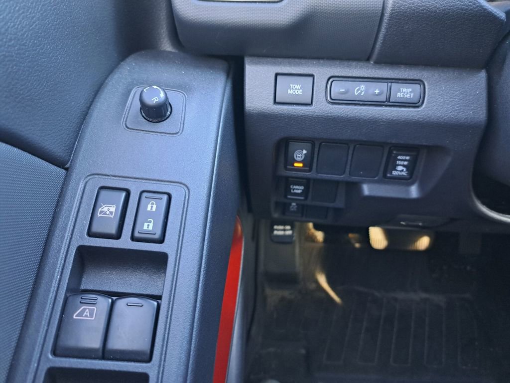 Used 2024 Nissan Frontier Pro-X w/ Pro Convenience Package image 15