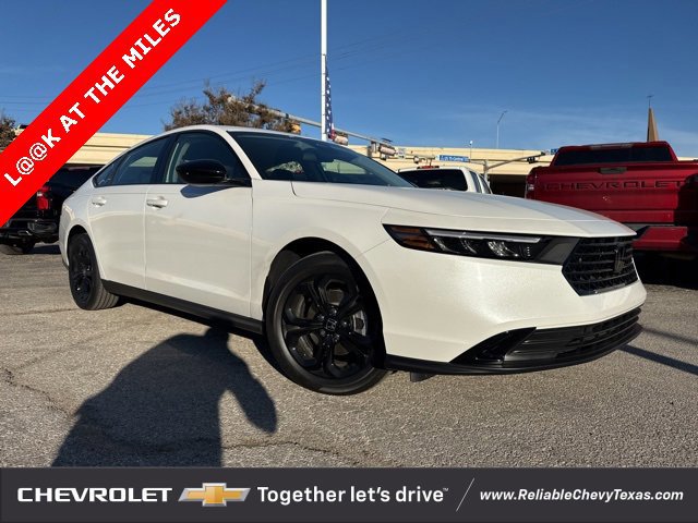 Used 2025 Honda Accord SE