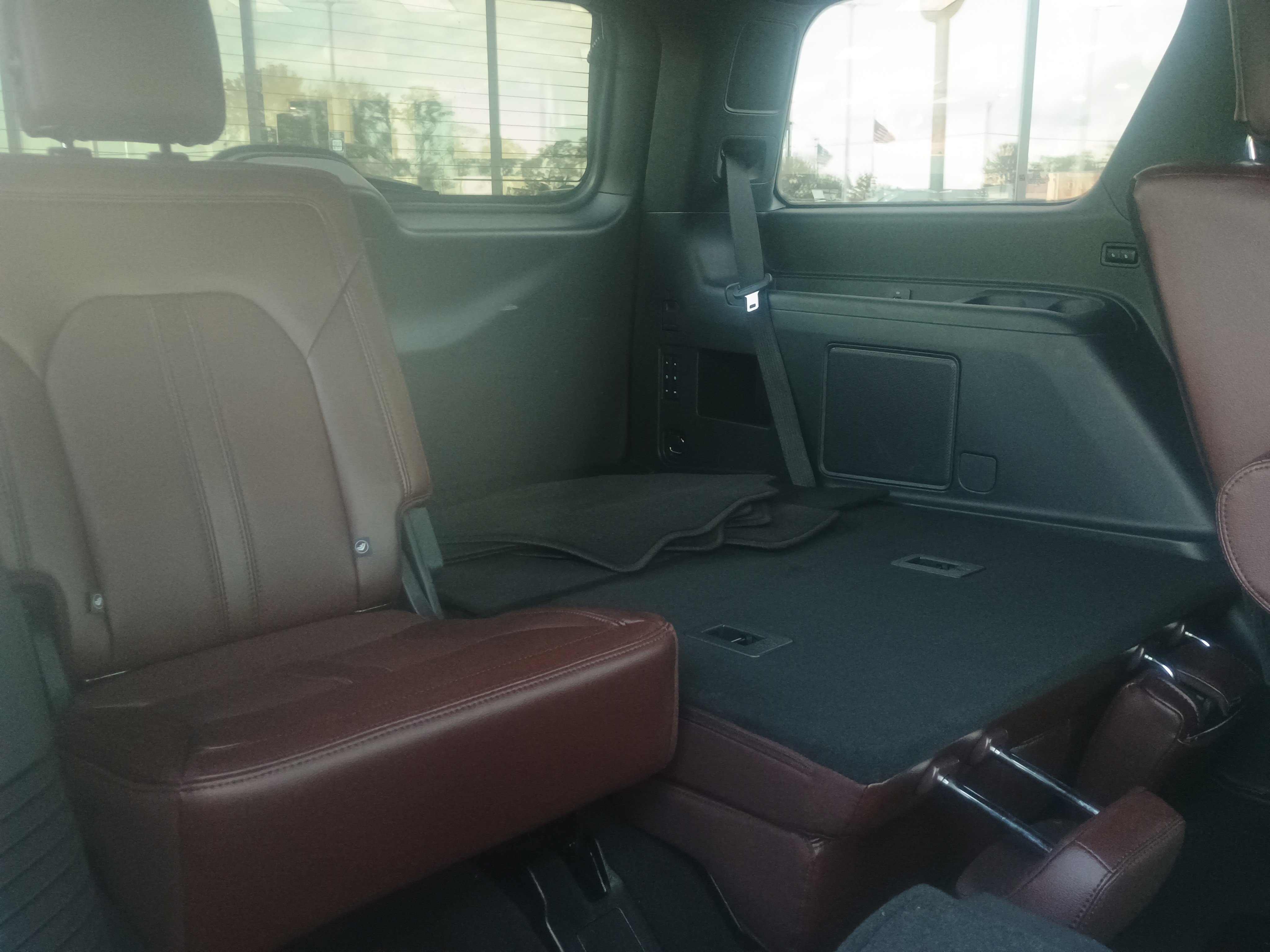 Certified 2024 Ford Expedition Limited image 20