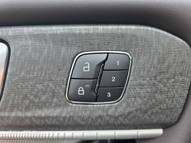 New 2026 Ford Explorer Platinum image 30