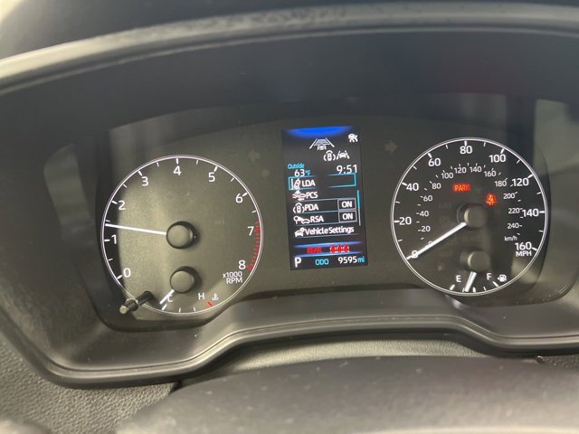 Used 2024 Toyota Corolla LE image 9