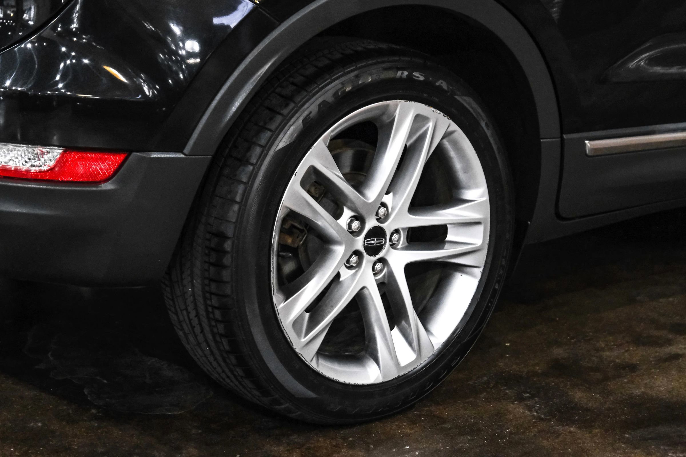 Used 2015 Lincoln MKC AWD w/ Equipment Group 102A Reserve image 39