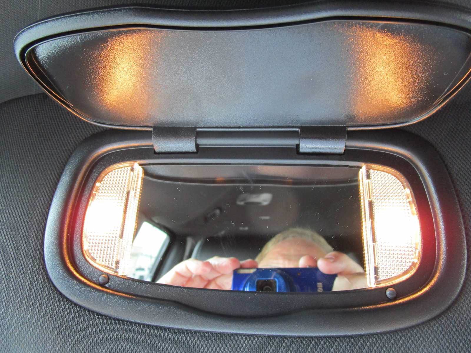 New 2026 Chrysler Pacifica Select FWD image 49