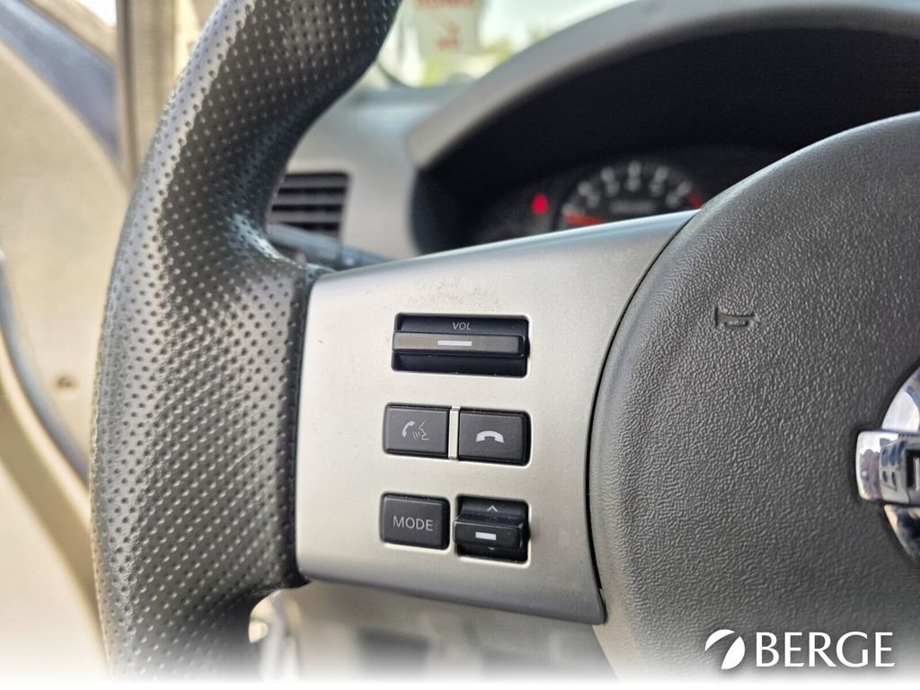 Used 2018 Nissan Frontier SV AWD/4WD image 23