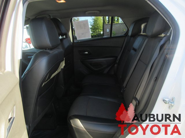 Used 2022 Chevrolet Trax LT w/ LT Convenience Package image 20