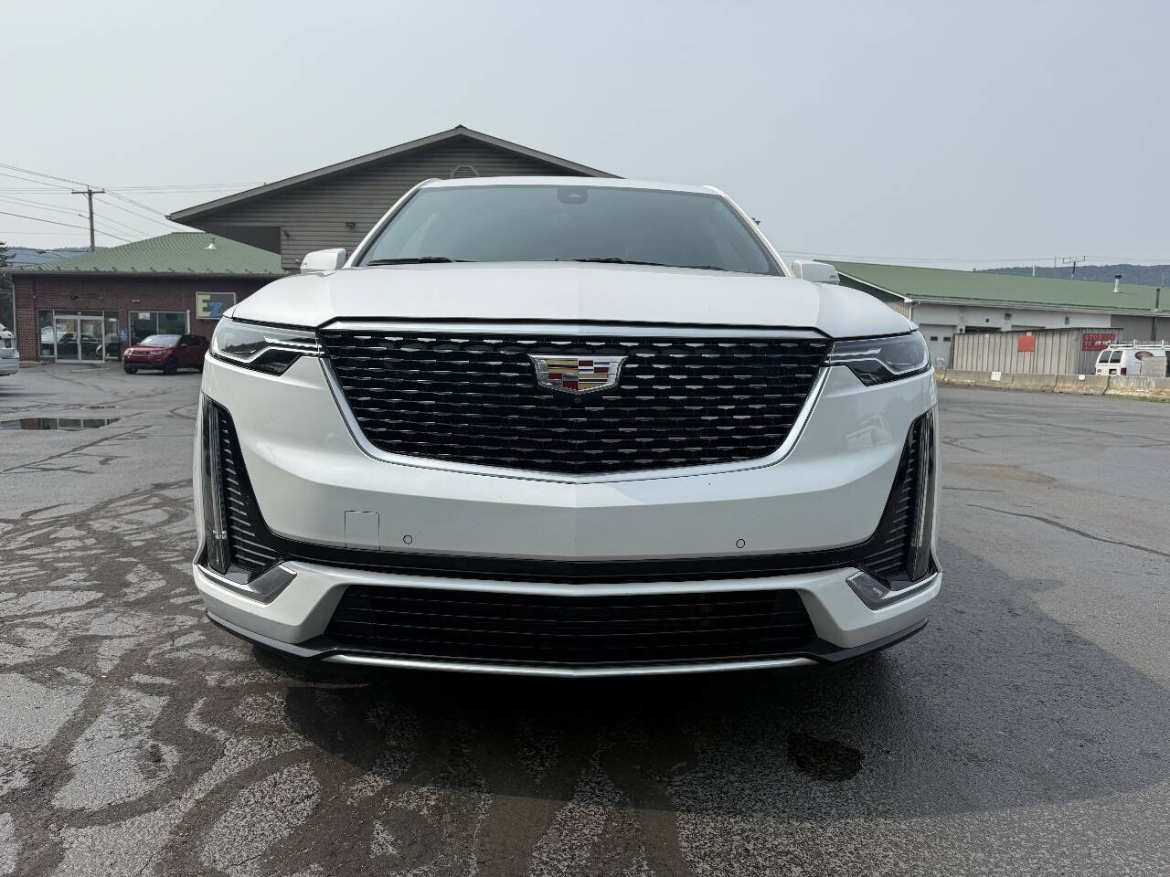 Used 2022 Cadillac XT6 Premium Luxury w/ Technology Package AWD/4WD image 4