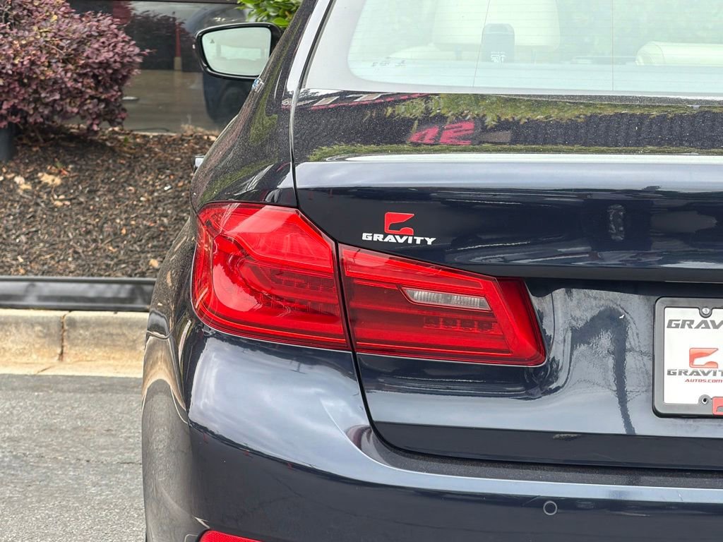 Used 2019 BMW 530e w/ Convenience Package RWD image 15
