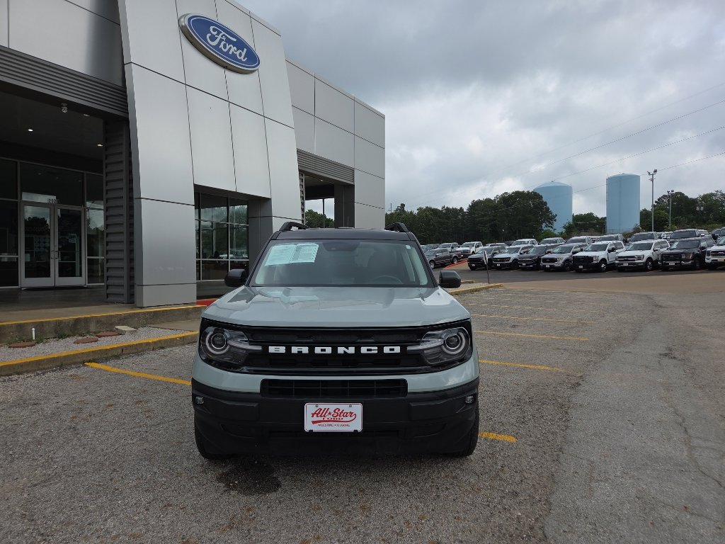 Used 2022 Ford Bronco Sport Outer Banks w/ Tech Package image 2