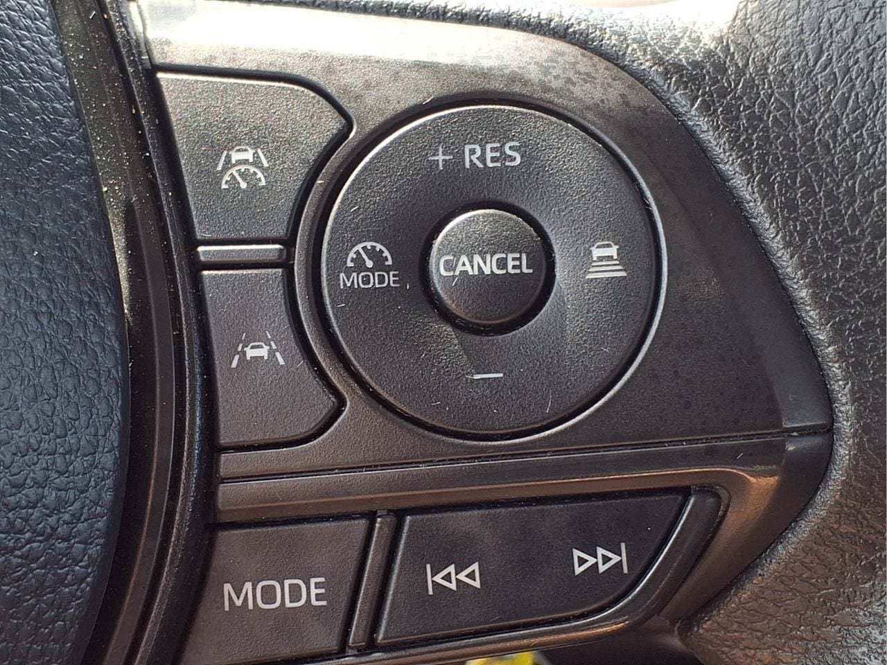 Used 2024 Toyota Corolla LE FWD image 21