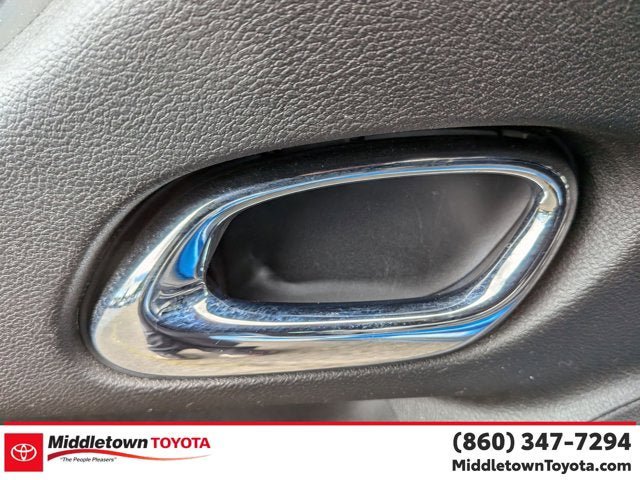 Used 2010 Chevrolet Camaro LT w/ RS Package RWD image 9