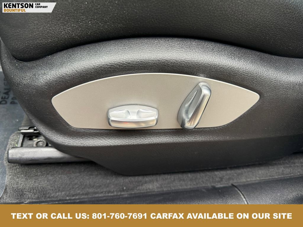 Used 2018 Porsche Macan Base image 33