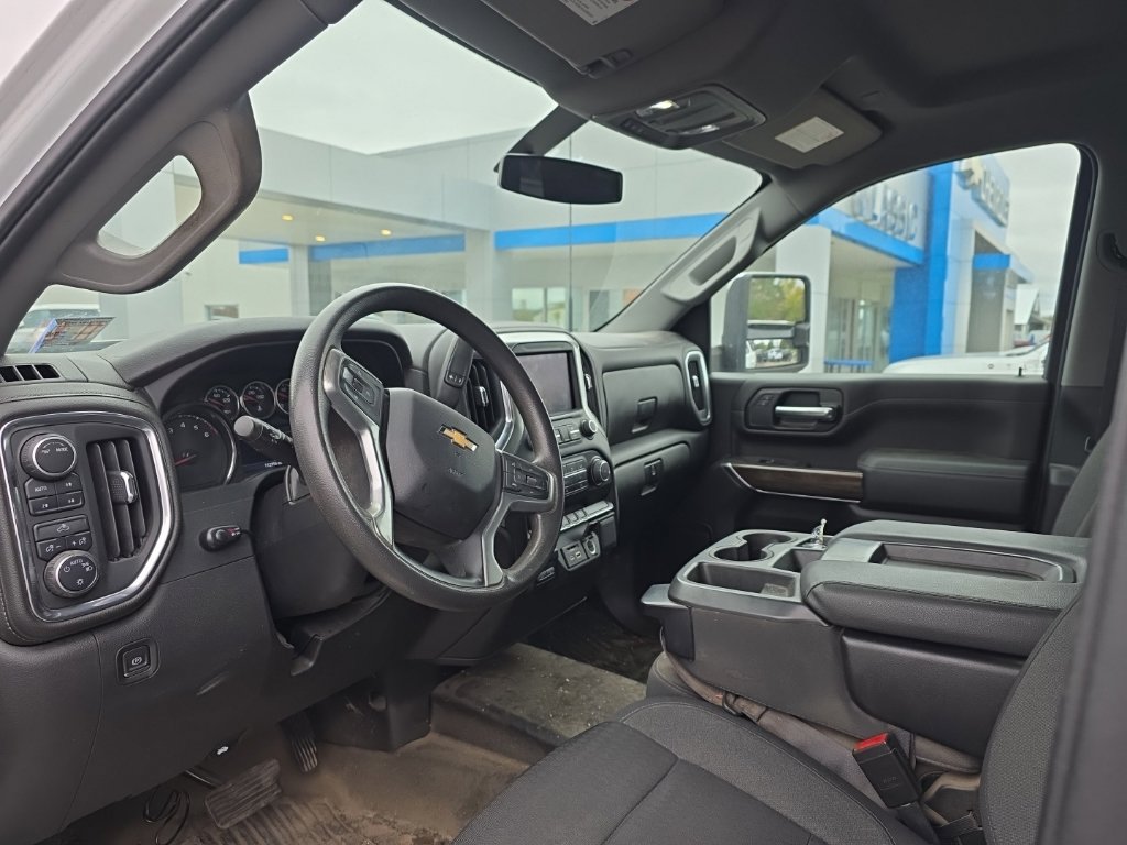 Used 2022 Chevrolet Silverado 2500 LT w/ Advanced Trailering Package AWD/4WD image 6