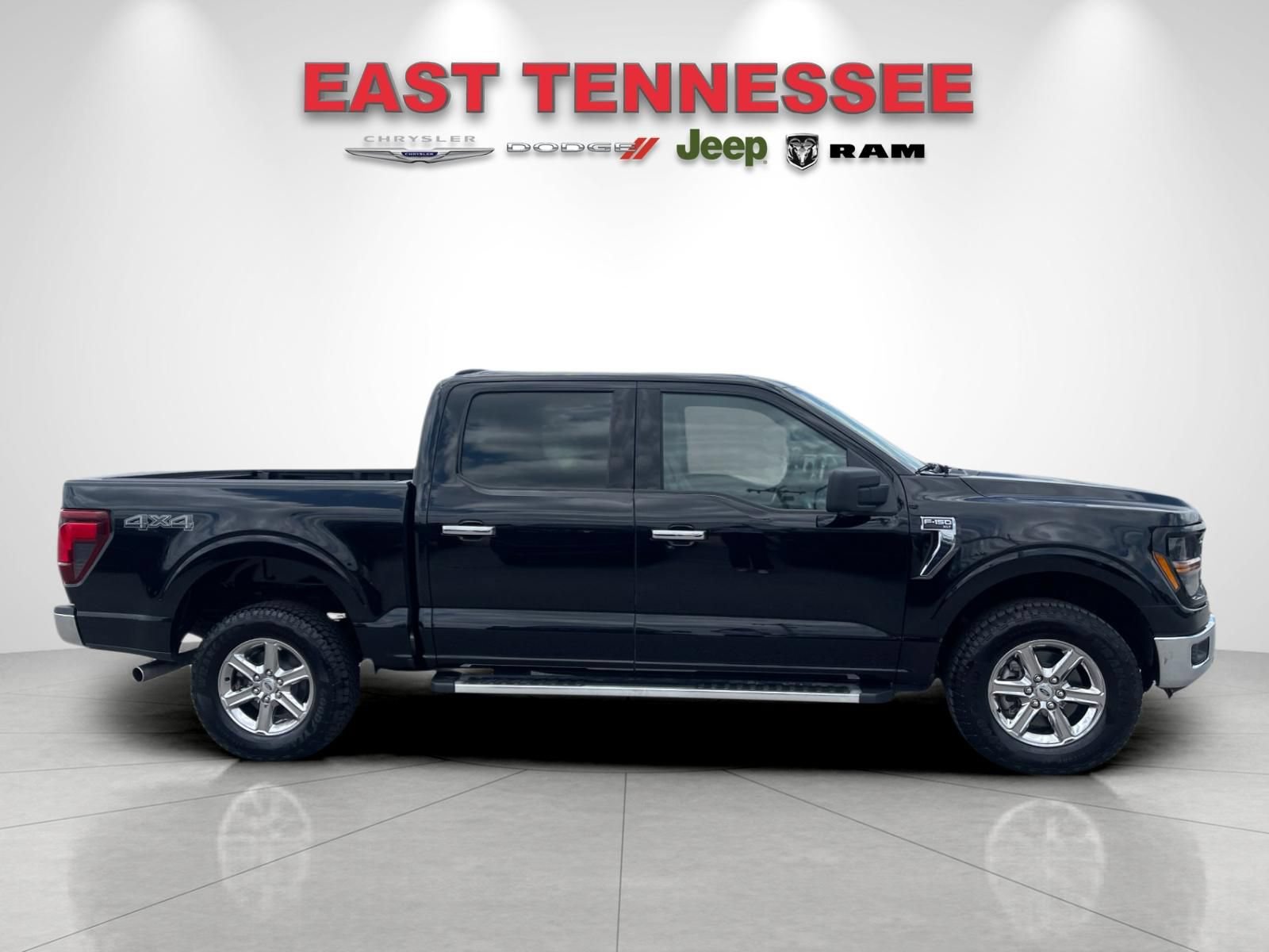 Used 2024 Ford F150 XLT AWD/4WD image 2