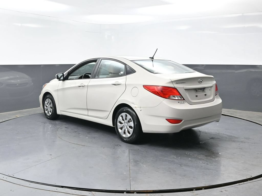 Used 2017 Hyundai Accent SE FWD image 9