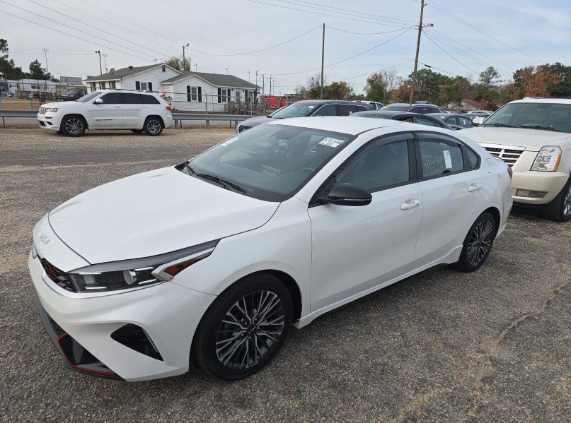 Used 2024 Kia Forte GT-Line video 2