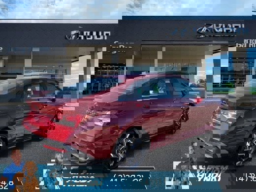 Certified 2025 Hyundai Elantra SEL w/ Cargo Package FWD image 8