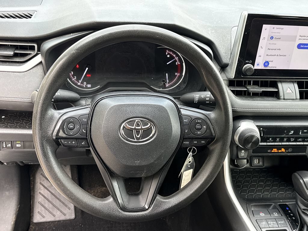 Used 2023 Toyota RAV4 LE FWD image 19