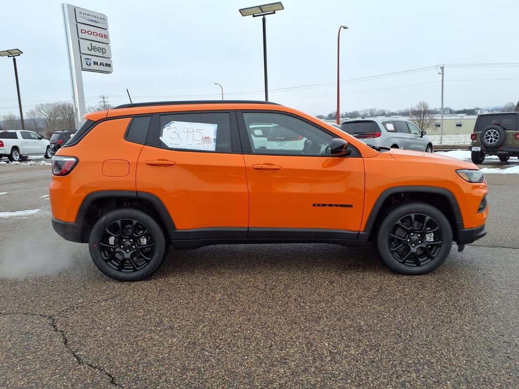 New 2026 Jeep Compass Latitude AWD/4WD image 2
