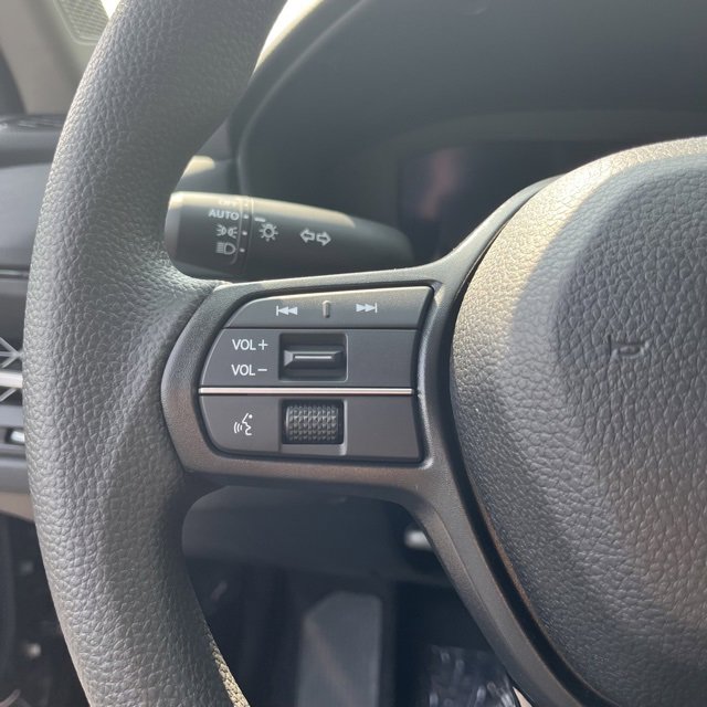 Used 2023 Honda Accord EX image 12