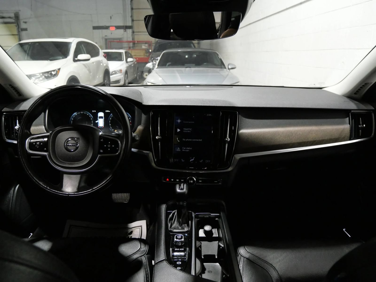 Used 2018 Volvo V90 T5 Cross Country w/ Convenience Package AWD/4WD image 10
